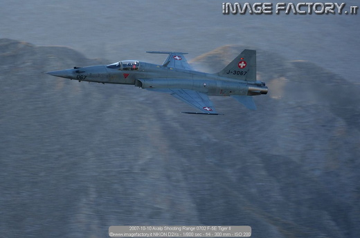 2007-10-10 Axalp Shooting Range 0702 F-5E Tiger II